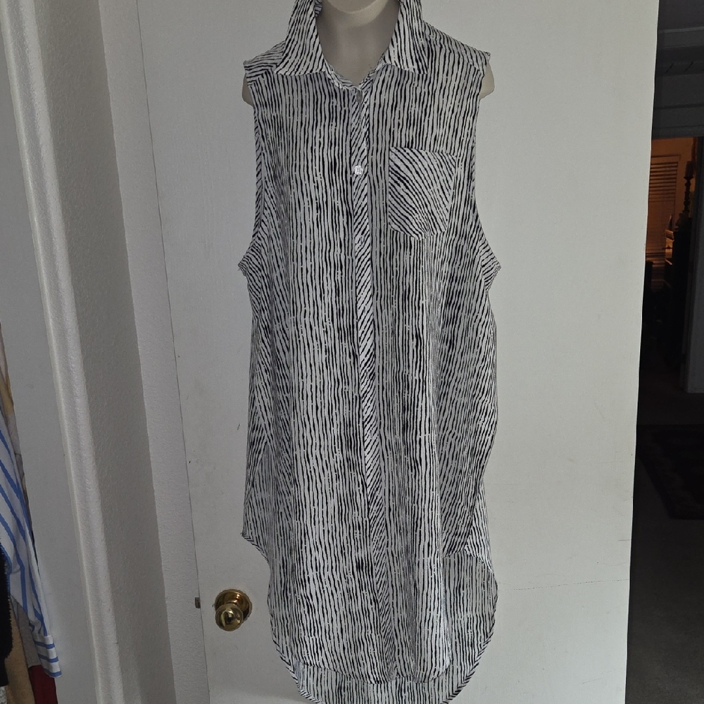 Alythea Black and White Striped Sleeveless Tunic